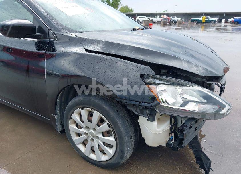 Photo 20 of 2018 Nissan Sentra S (VIN 3N1AB7AP4JY226216)