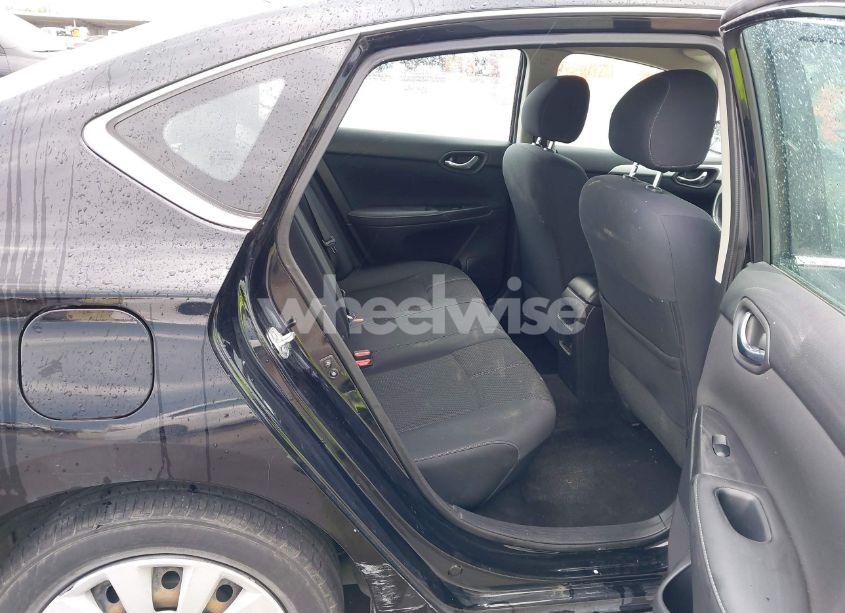 Photo 8 of 2018 Nissan Sentra S (VIN 3N1AB7AP4JY226216)