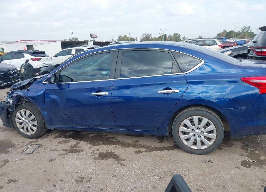 Photo 14 of 2018 Nissan Sentra S (VIN 3N1AB7AP4JY226247)