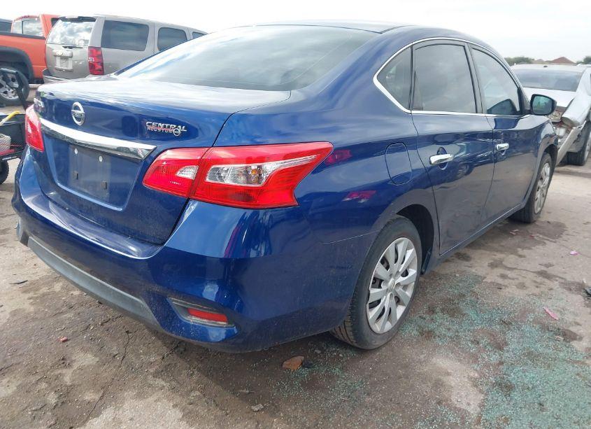 Photo 4 of 2018 Nissan Sentra S (VIN 3N1AB7AP4JY226247)