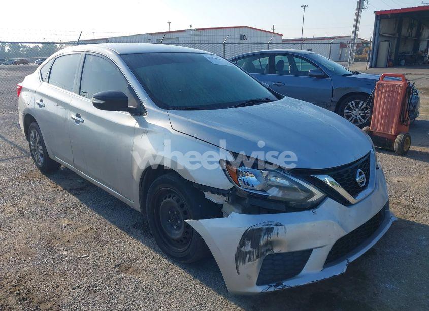 2018 Nissan Sentra S (VIN 3N1AB7AP4JY247924) main photo