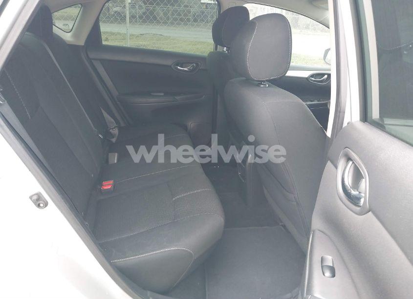 Photo 8 of 2018 Nissan Sentra S (VIN 3N1AB7AP4JY249236)