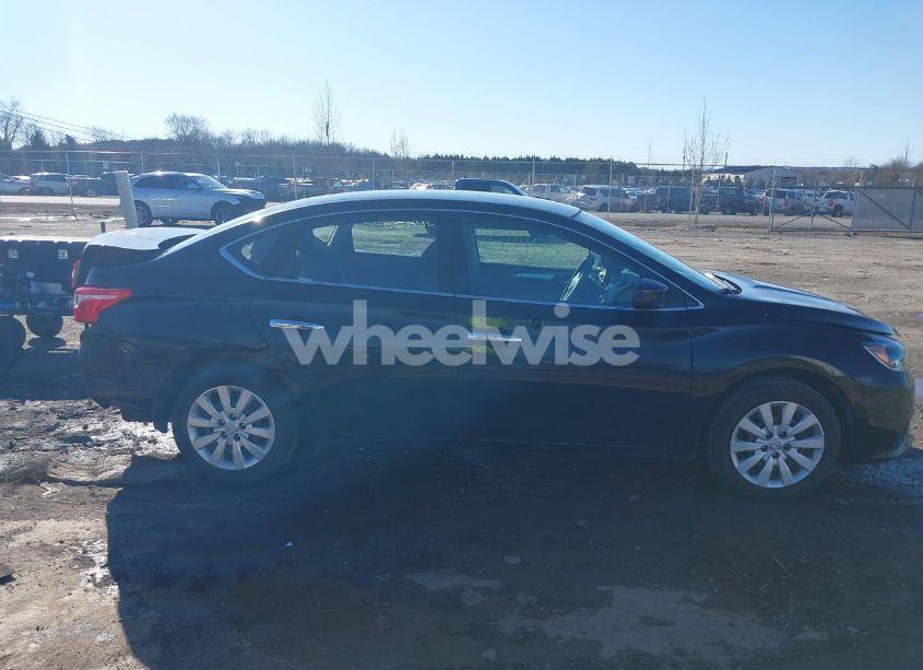 Photo 13 of 2018 Nissan Sentra S (VIN 3N1AB7AP4JY254761)