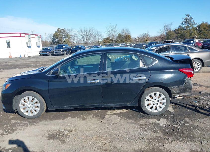 Photo 14 of 2018 Nissan Sentra S (VIN 3N1AB7AP4JY254761)