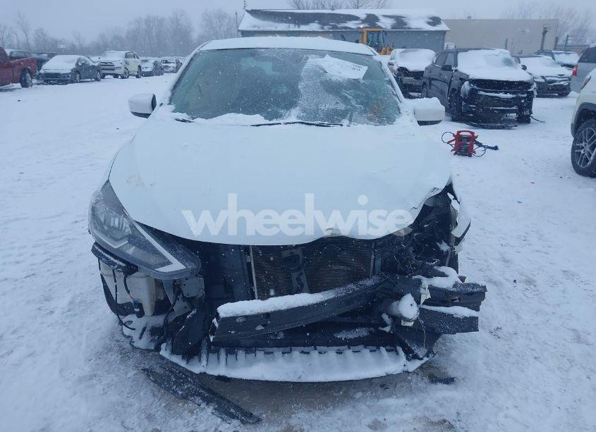 Photo 13 of 2018 Nissan Sentra SV (VIN 3N1AB7AP4JY259233)