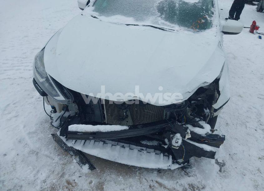 Photo 6 of 2018 Nissan Sentra SV (VIN 3N1AB7AP4JY259233)