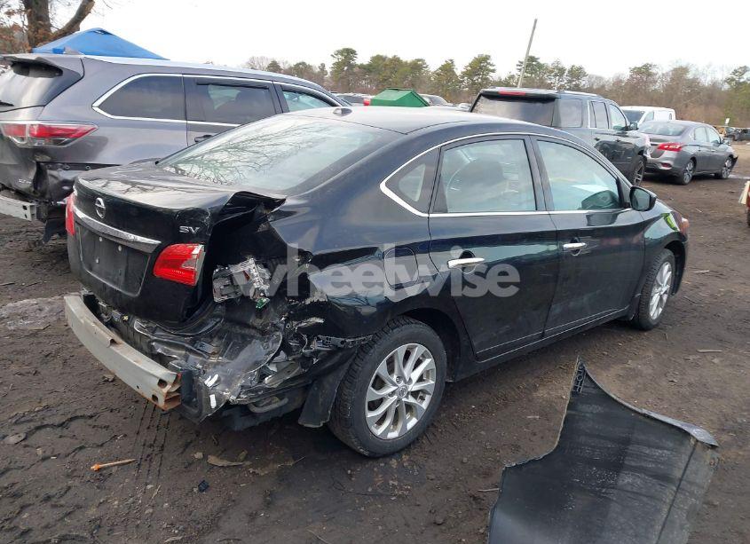 Photo 4 of 2018 Nissan Sentra SV (VIN 3N1AB7AP4JY261032)