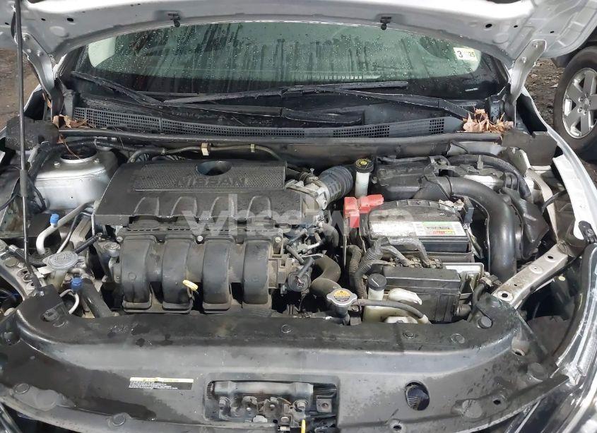 Photo 10 of 2018 Nissan Sentra SV (VIN 3N1AB7AP4JY262861)