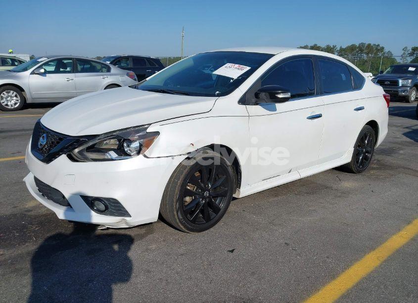 Photo 2 of 2018 Nissan Sentra SR (VIN 3N1AB7AP4JY268336)