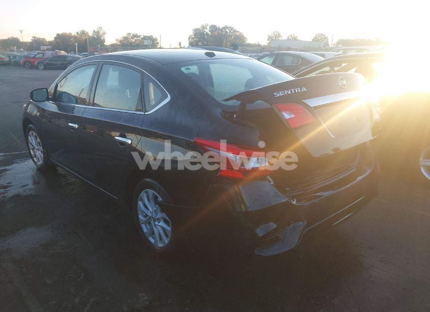 Photo 3 of 2018 Nissan Sentra SV (VIN 3N1AB7AP4JY274654)