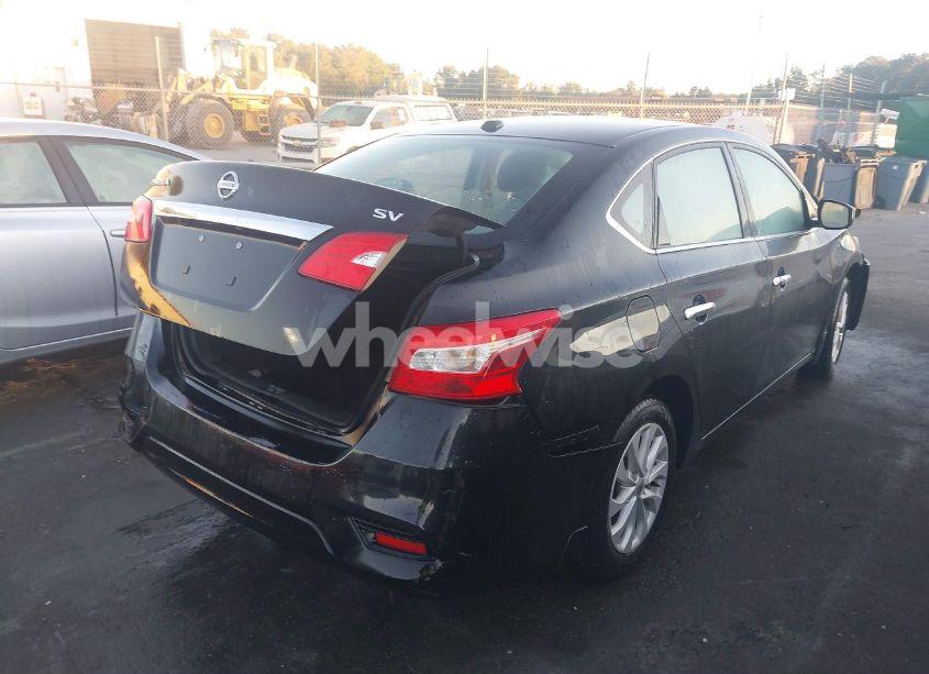 Photo 4 of 2018 Nissan Sentra SV (VIN 3N1AB7AP4JY274654)