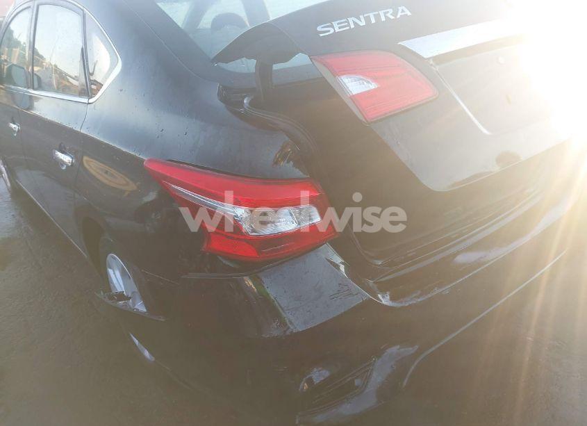 Photo 6 of 2018 Nissan Sentra SV (VIN 3N1AB7AP4JY274654)