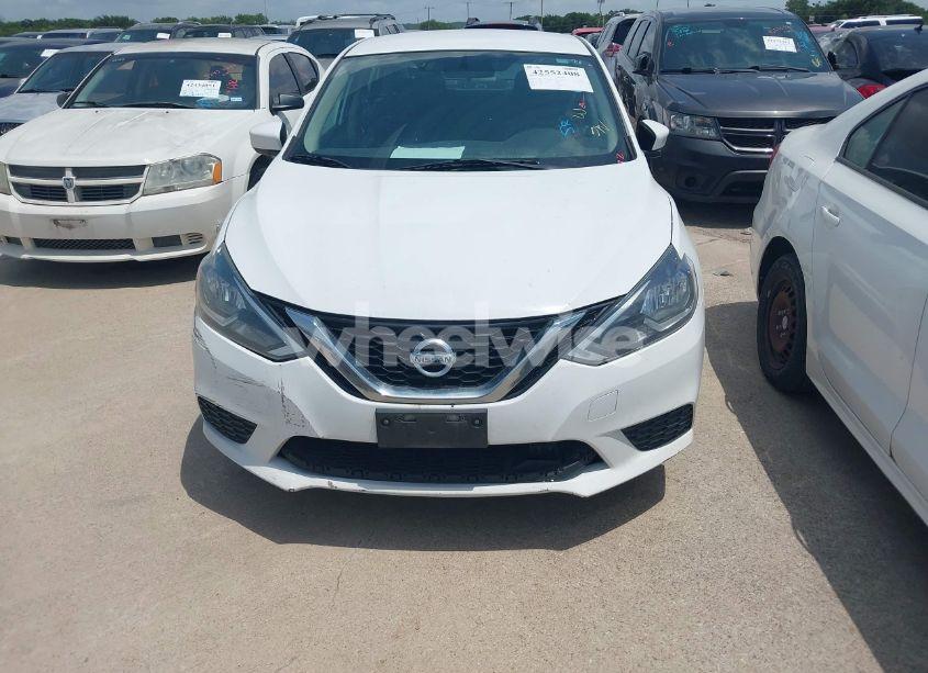 Photo 12 of 2018 Nissan Sentra S (VIN 3N1AB7AP4JY274850)