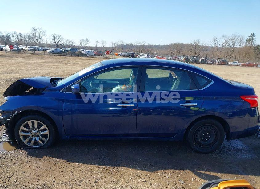 Photo 15 of 2018 Nissan Sentra S (VIN 3N1AB7AP4JY274931)