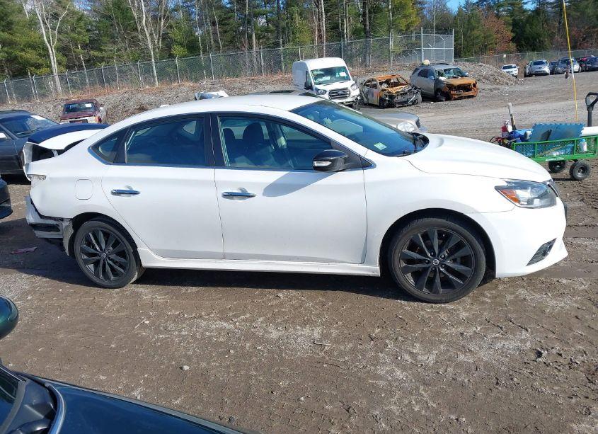 Photo 14 of 2018 Nissan Sentra SR (VIN 3N1AB7AP4JY278087)