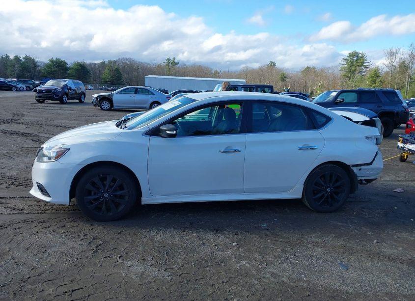 Photo 15 of 2018 Nissan Sentra SR (VIN 3N1AB7AP4JY278087)