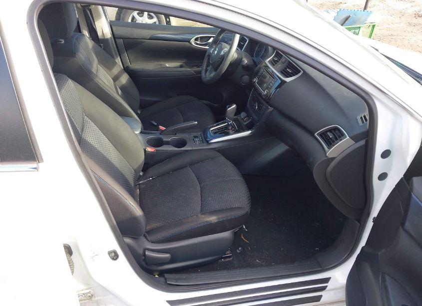 Photo 5 of 2018 Nissan Sentra SR (VIN 3N1AB7AP4JY278087)