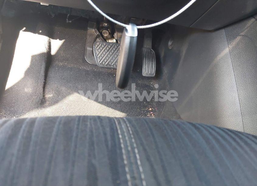 Photo 11 of 2018 Nissan Sentra SV (VIN 3N1AB7AP4JY279367)