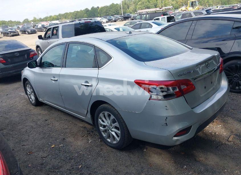 Photo 3 of 2018 Nissan Sentra SV (VIN 3N1AB7AP4JY279367)