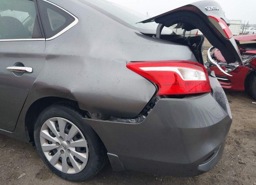 Photo 19 of 2018 Nissan Sentra S (VIN 3N1AB7AP4JY280986)