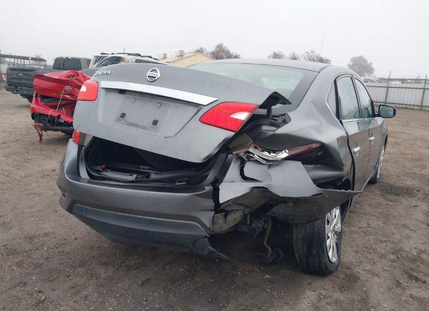 Photo 4 of 2018 Nissan Sentra S (VIN 3N1AB7AP4JY280986)