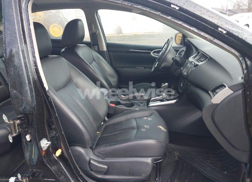 Photo 5 of 2018 Nissan Sentra SL (VIN 3N1AB7AP4JY286786)