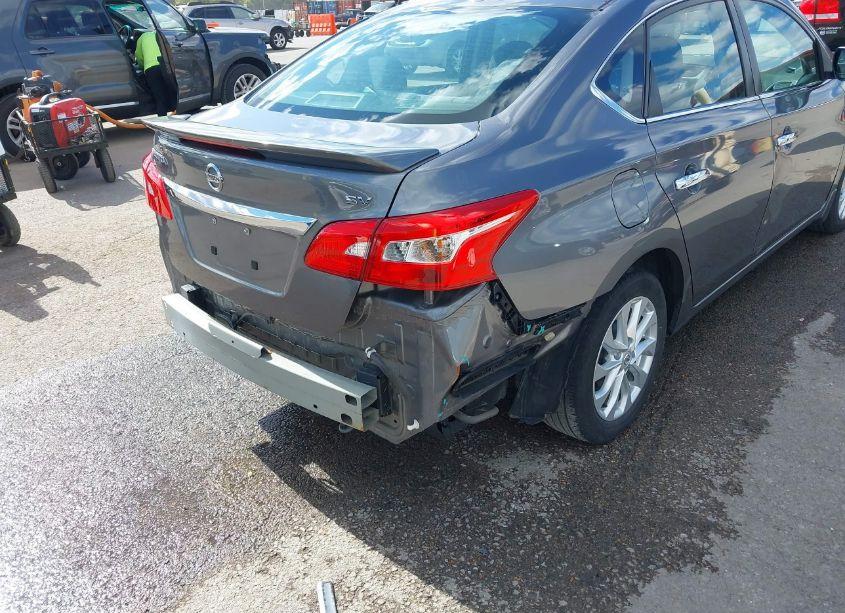 Photo 17 of 2018 Nissan Sentra SV (VIN 3N1AB7AP4JY287730)