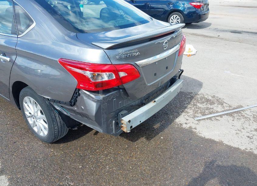 Photo 6 of 2018 Nissan Sentra SV (VIN 3N1AB7AP4JY287730)