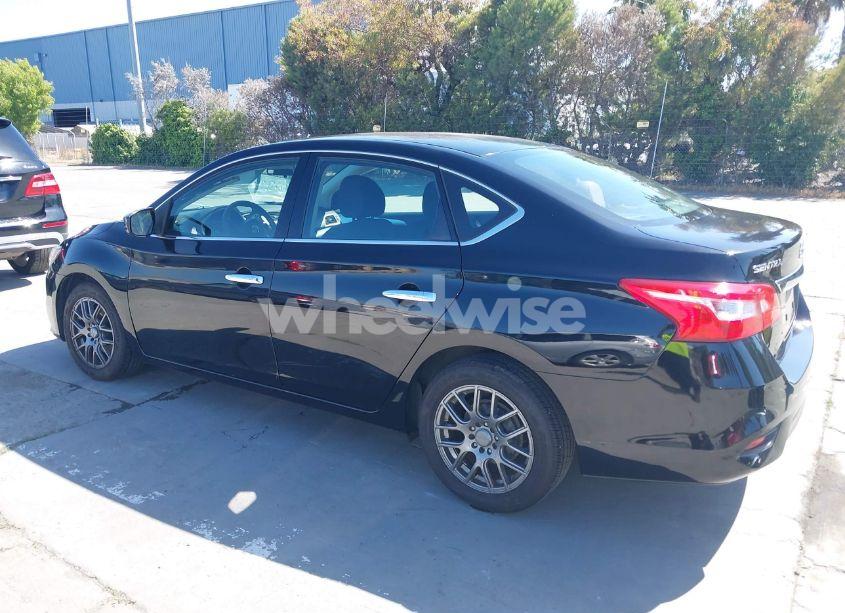 Photo 3 of 2018 Nissan Sentra S (VIN 3N1AB7AP4JY305904)