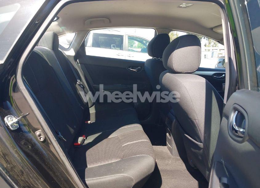 Photo 8 of 2018 Nissan Sentra S (VIN 3N1AB7AP4JY305904)