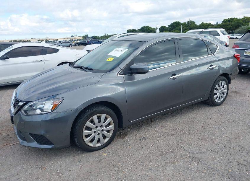 Photo 2 of 2018 Nissan Sentra S (VIN 3N1AB7AP4JY309841)