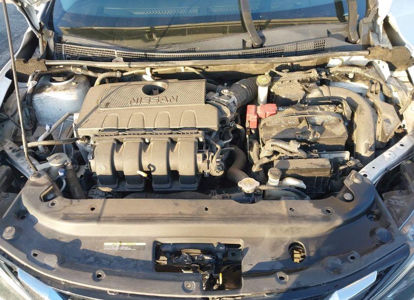 Photo 10 of 2018 Nissan Sentra S (VIN 3N1AB7AP4JY313744)