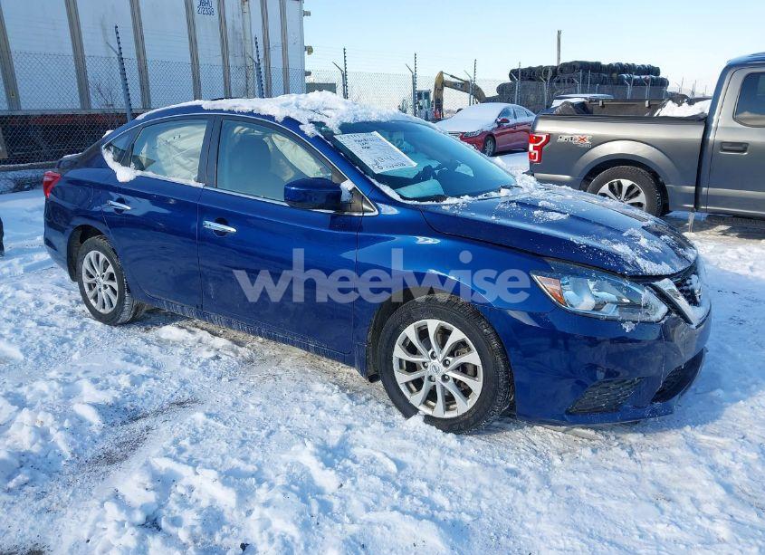2018 Nissan Sentra SV (VIN 3N1AB7AP4JY321018) main photo