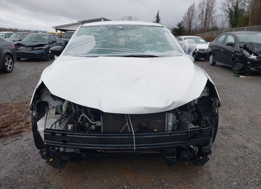 Photo 13 of 2018 Nissan Sentra SR (VIN 3N1AB7AP4JY322119)