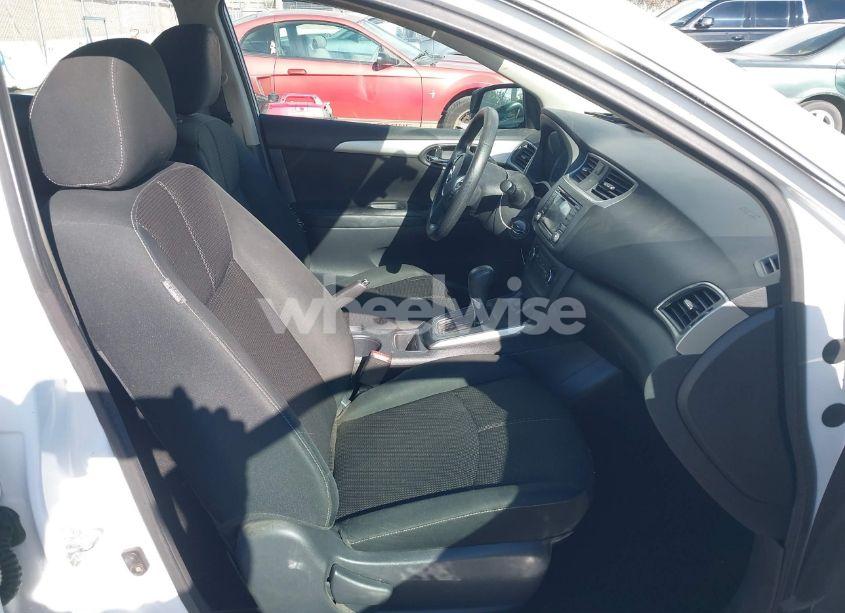 Photo 5 of 2018 Nissan Sentra S (VIN 3N1AB7AP4JY327806)