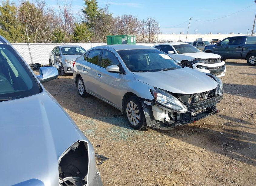 2018 Nissan Sentra S (VIN 3N1AB7AP4JY345237) main photo