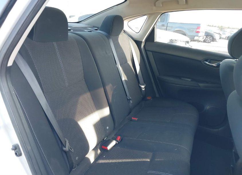 Photo 8 of 2018 Nissan Sentra S (VIN 3N1AB7AP4JY345237)