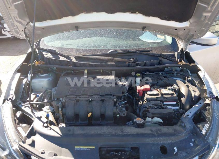 Photo 10 of 2018 Nissan Sentra S (VIN 3N1AB7AP4JY348798)