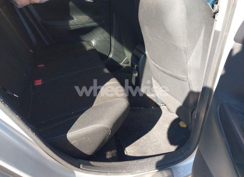 Photo 8 of 2018 Nissan Sentra S (VIN 3N1AB7AP4JY348798)
