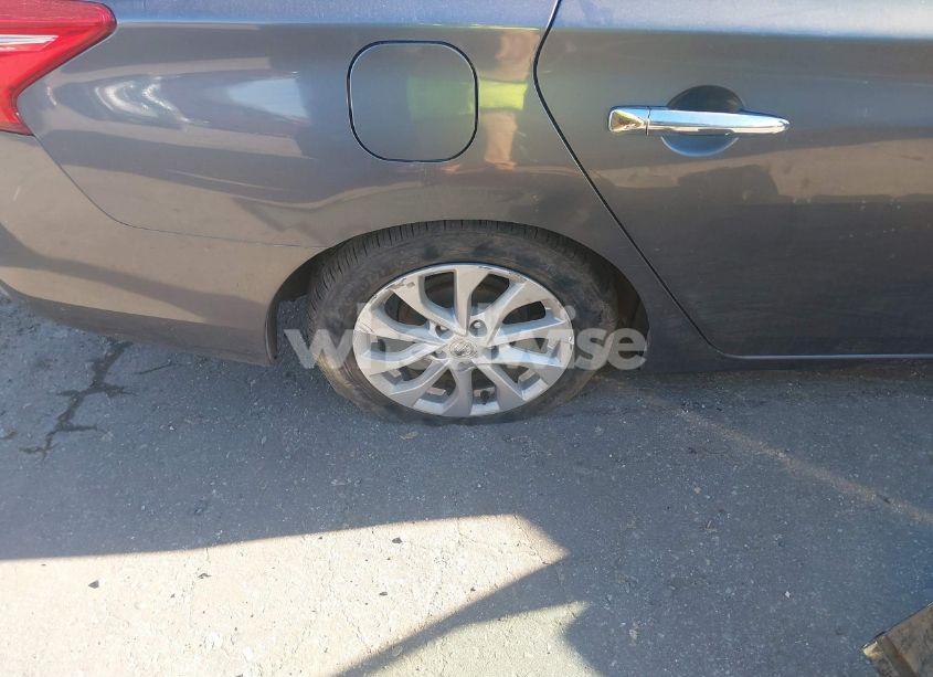 Photo 18 of 2019 Nissan Sentra SV (VIN 3N1AB7AP4KL614111)