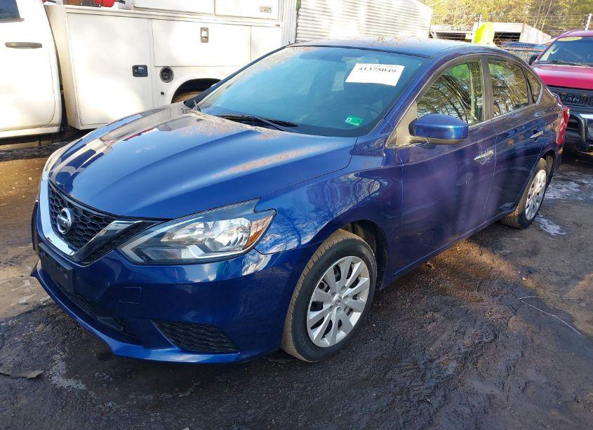 Photo 2 of 2019 Nissan Sentra S (VIN 3N1AB7AP4KY204718)