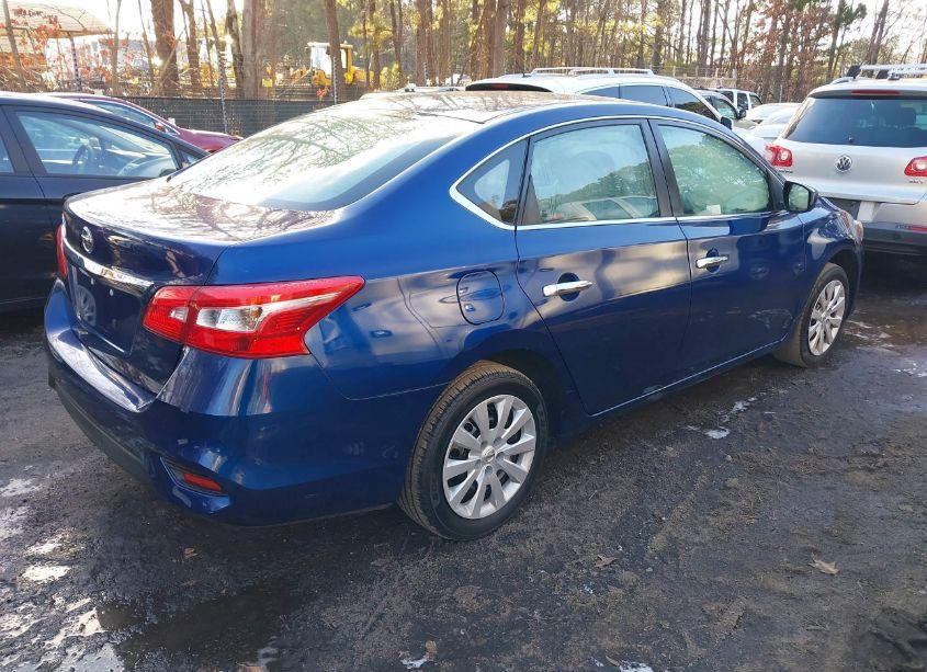 Photo 4 of 2019 Nissan Sentra S (VIN 3N1AB7AP4KY204718)