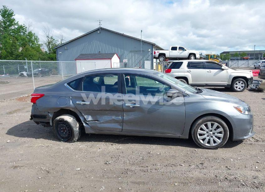 Photo 14 of 2019 Nissan Sentra S (VIN 3N1AB7AP4KY206808)