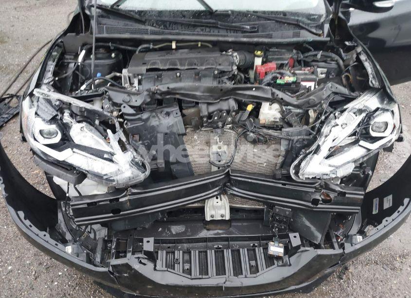 Photo 10 of 2019 Nissan Sentra SR (VIN 3N1AB7AP4KY222992)