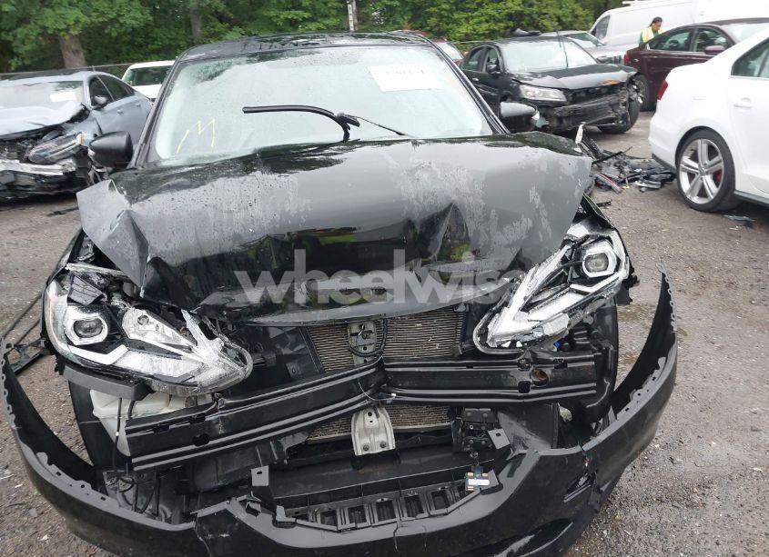 Photo 12 of 2019 Nissan Sentra SR (VIN 3N1AB7AP4KY222992)