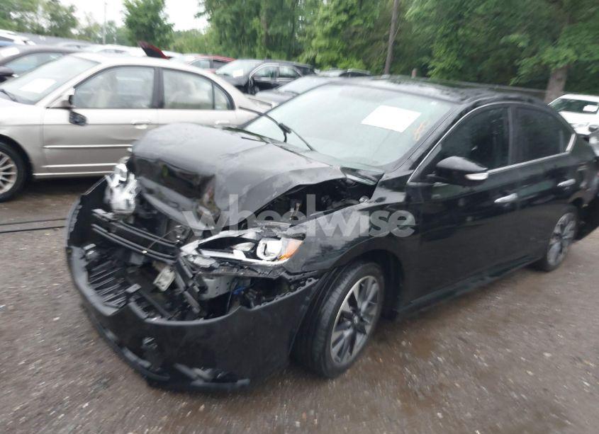 Photo 2 of 2019 Nissan Sentra SR (VIN 3N1AB7AP4KY222992)