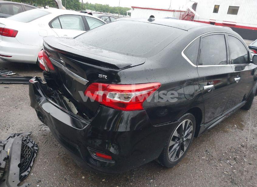 Photo 4 of 2019 Nissan Sentra SR (VIN 3N1AB7AP4KY222992)