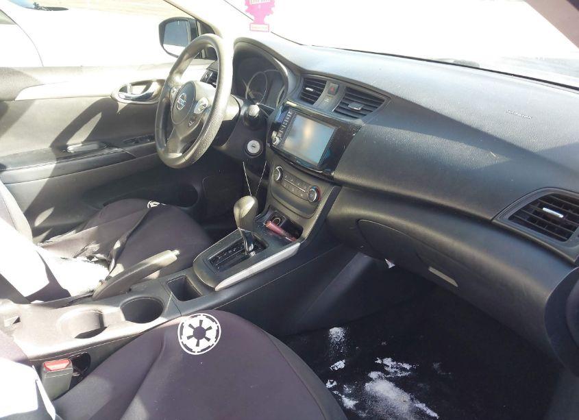 Photo 5 of 2019 Nissan Sentra S (VIN 3N1AB7AP4KY227089)