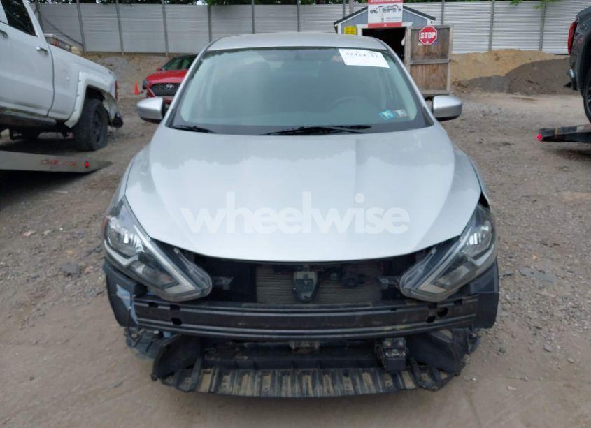 Photo 13 of 2019 Nissan Sentra SV (VIN 3N1AB7AP4KY229179)