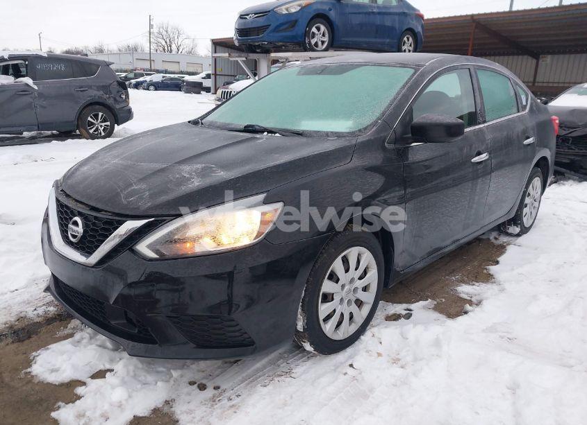 Photo 2 of 2019 Nissan Sentra S (VIN 3N1AB7AP4KY232311)